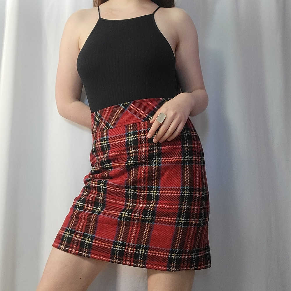 L.L. Bean 100% Wool Red Plaid Skirt with polyester lining, waist measures 35"
